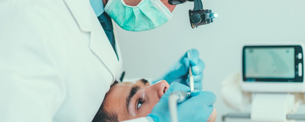 Revisión y diagnóstico dental Granada